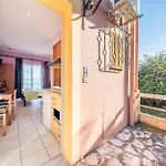 Feriehus Stefanos Place Sea View 7 Mparmpati